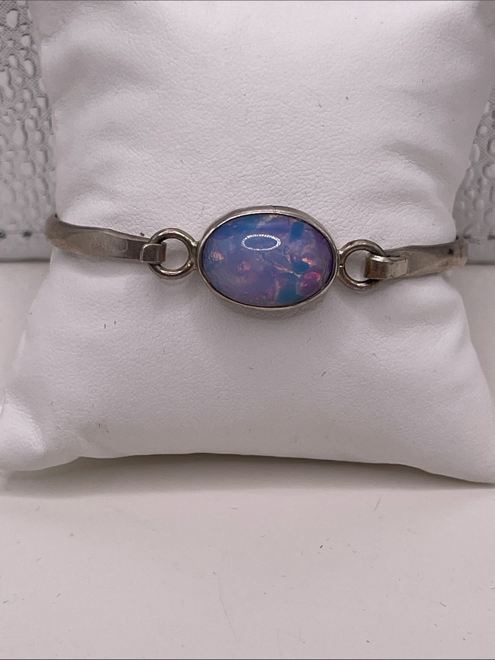 07.05.26-3 Mexican 925 Silver Tension Bracelet with Lab Created Opal Oval Stone
